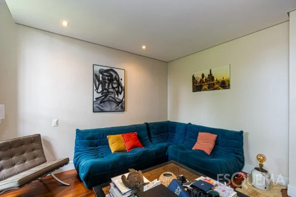 Casa em rua segura, próxima ao Parque Ibirapuera