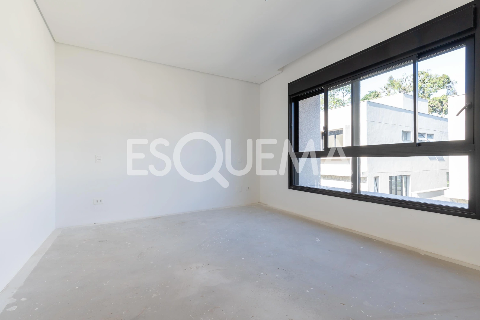 Casa em condomínio ampla e moderna - Imagem 13