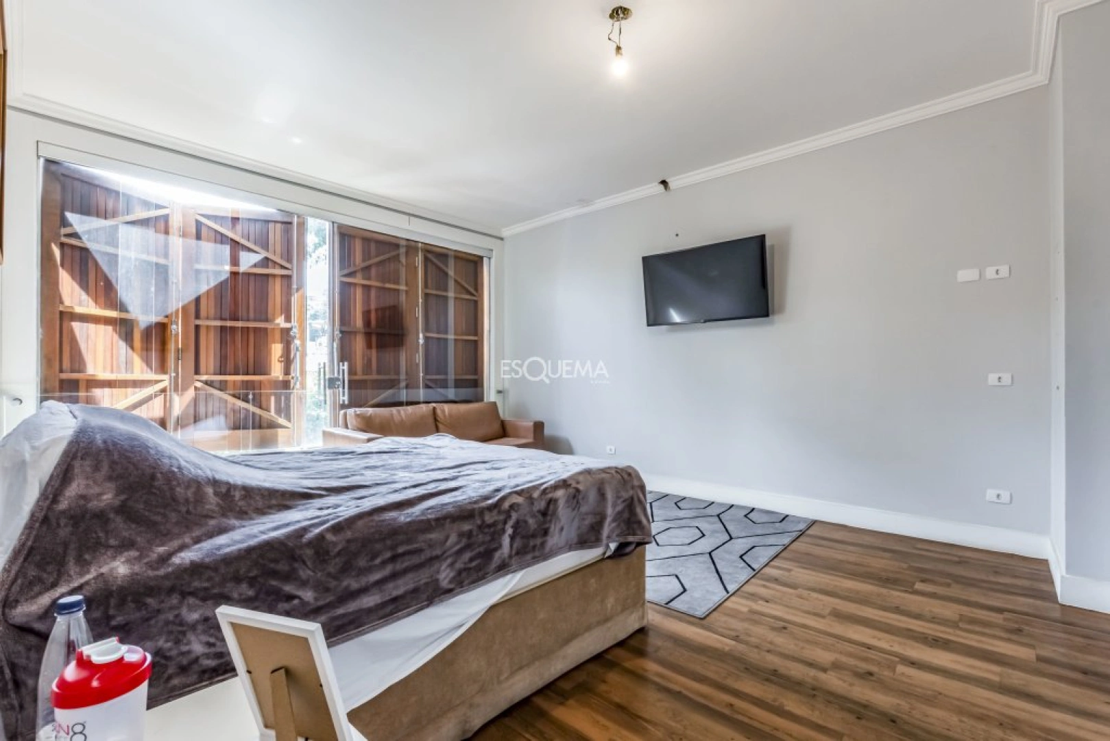 Casa nova com projeto moderno - Imagem 10