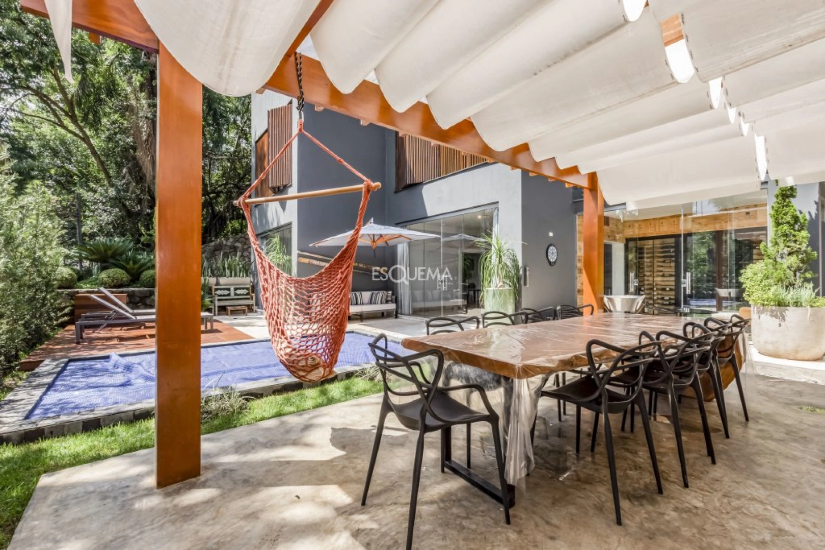 Casa nova com projeto moderno - Imagem 3