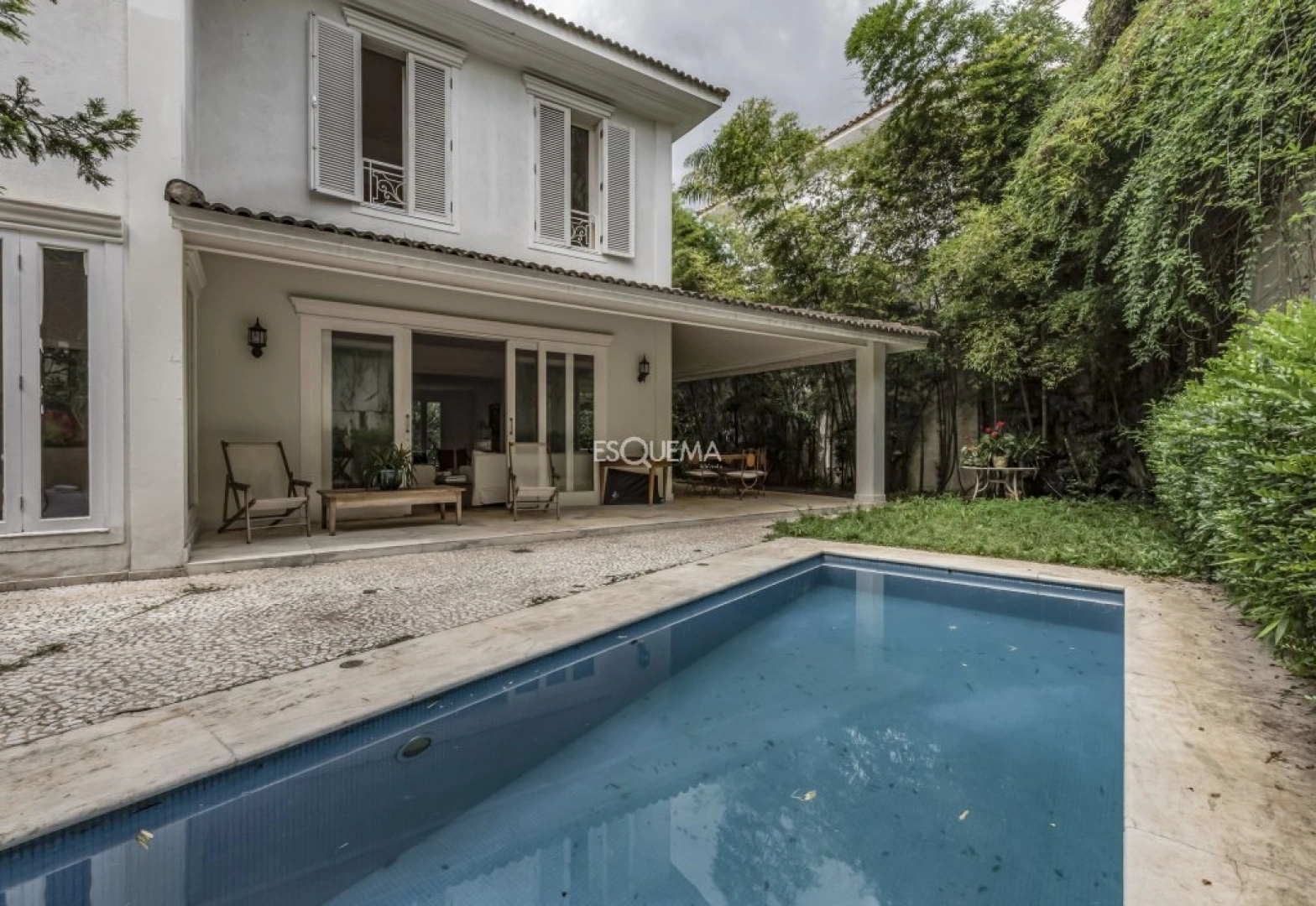 Casa com projeto contemporâneo assinado por Bi Chrisostomo - Imagem 1