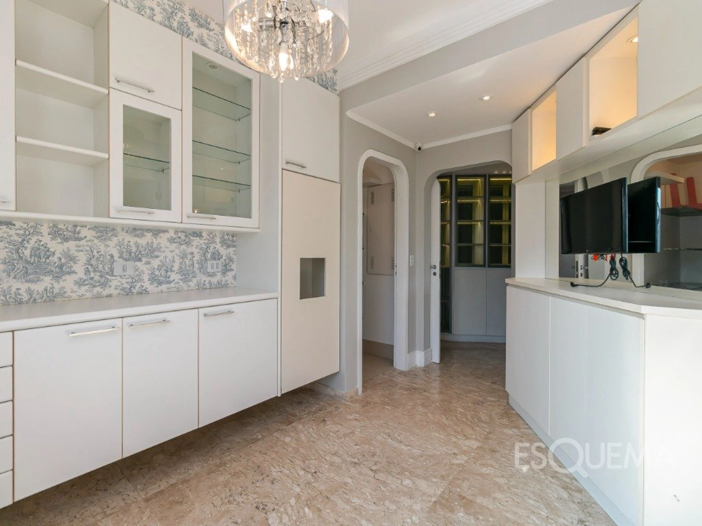 Apartamento reformado com vista aberta e 4 suítes - Imagem 11