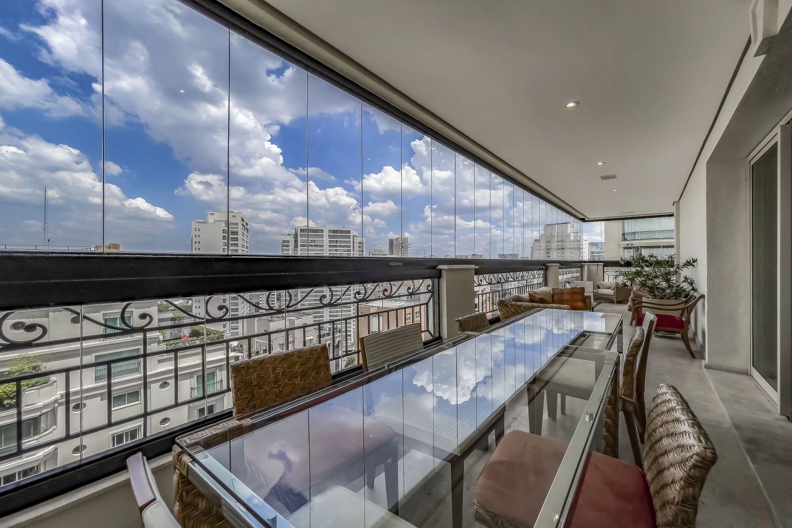 Apartamento em prédio com lazer - Imagem 7