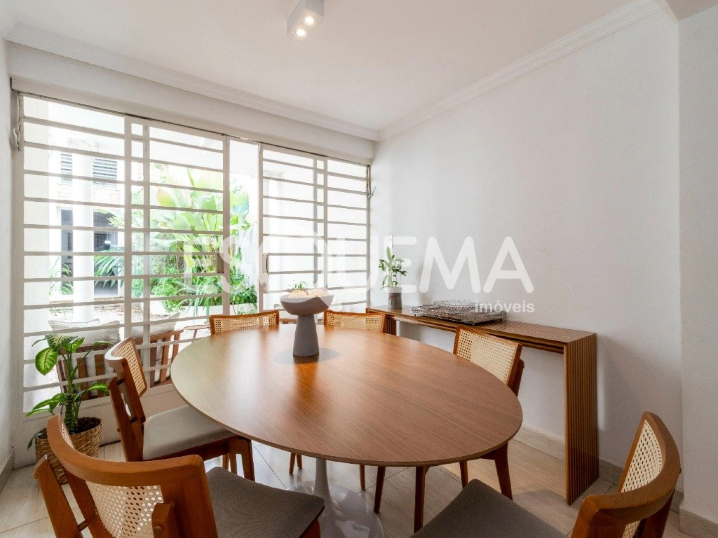 Casa em localização cobiçada - Imagem 5