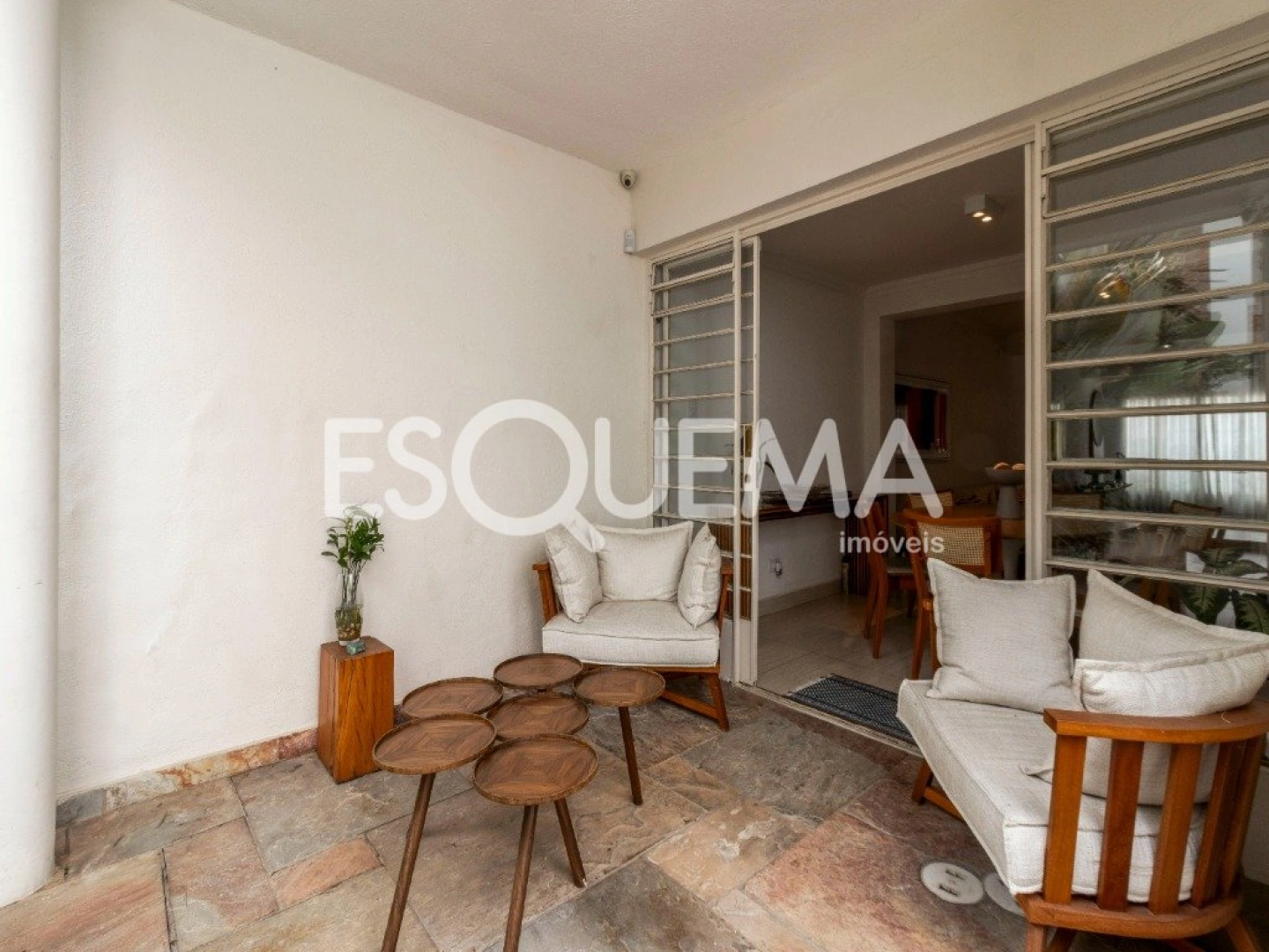 Casa em localização cobiçada - Imagem 7