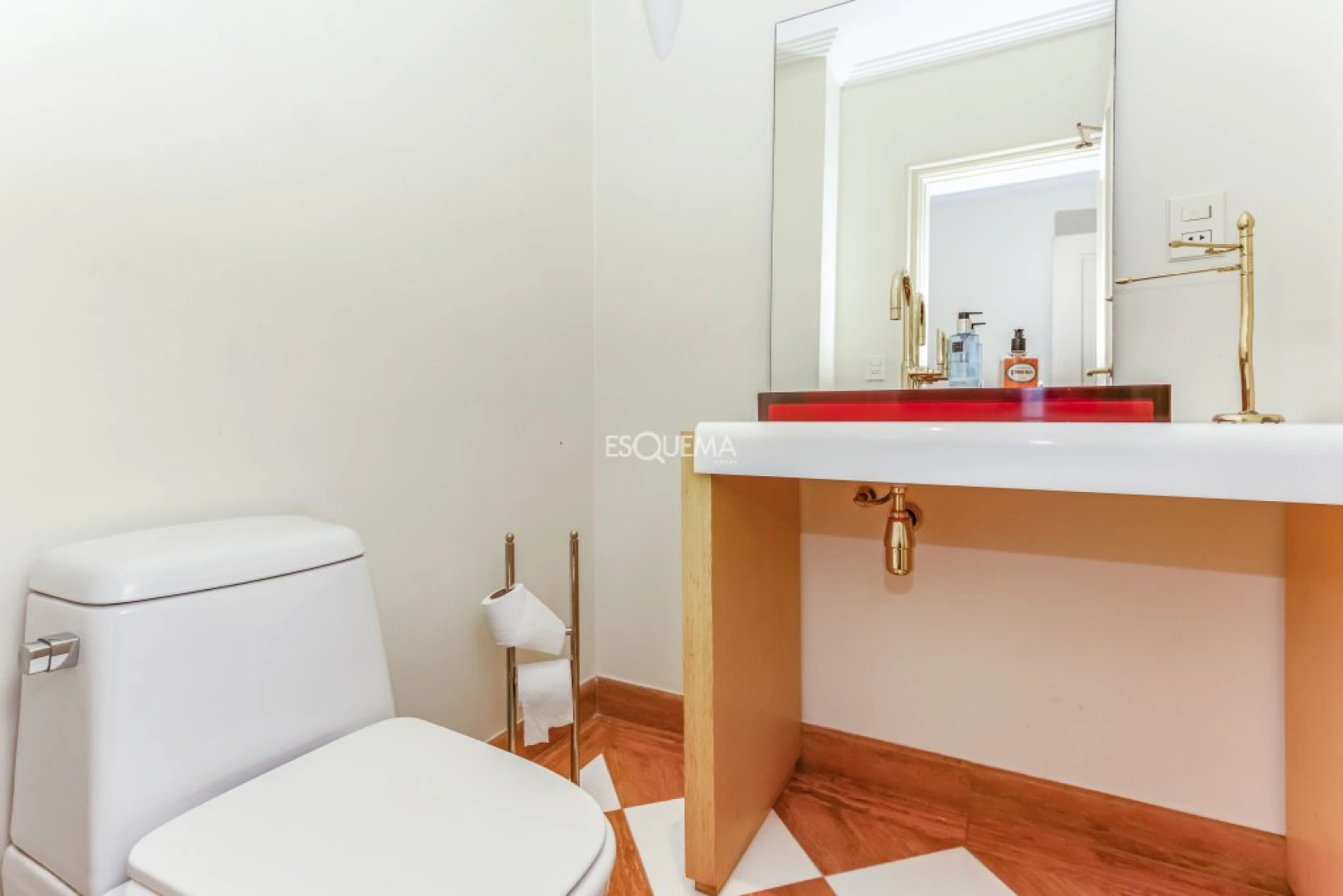 Casa com 4 suítes - Imagem 6