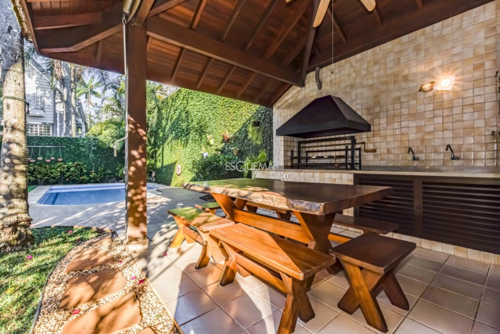 Casa em rua tranquila - Imagem 4