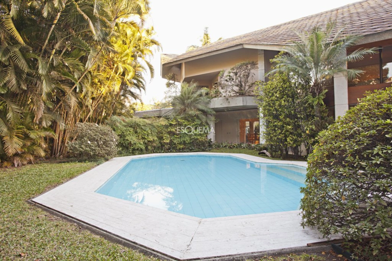 Casa em ótima localização - Imagem 8