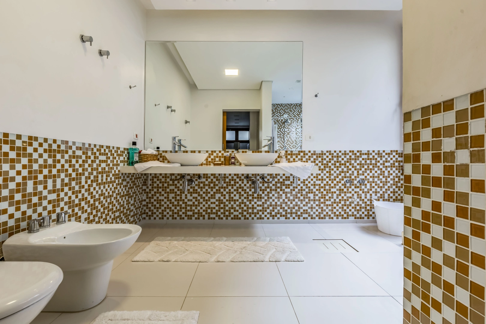 Casa moderna e com vista permanente - Imagem 10