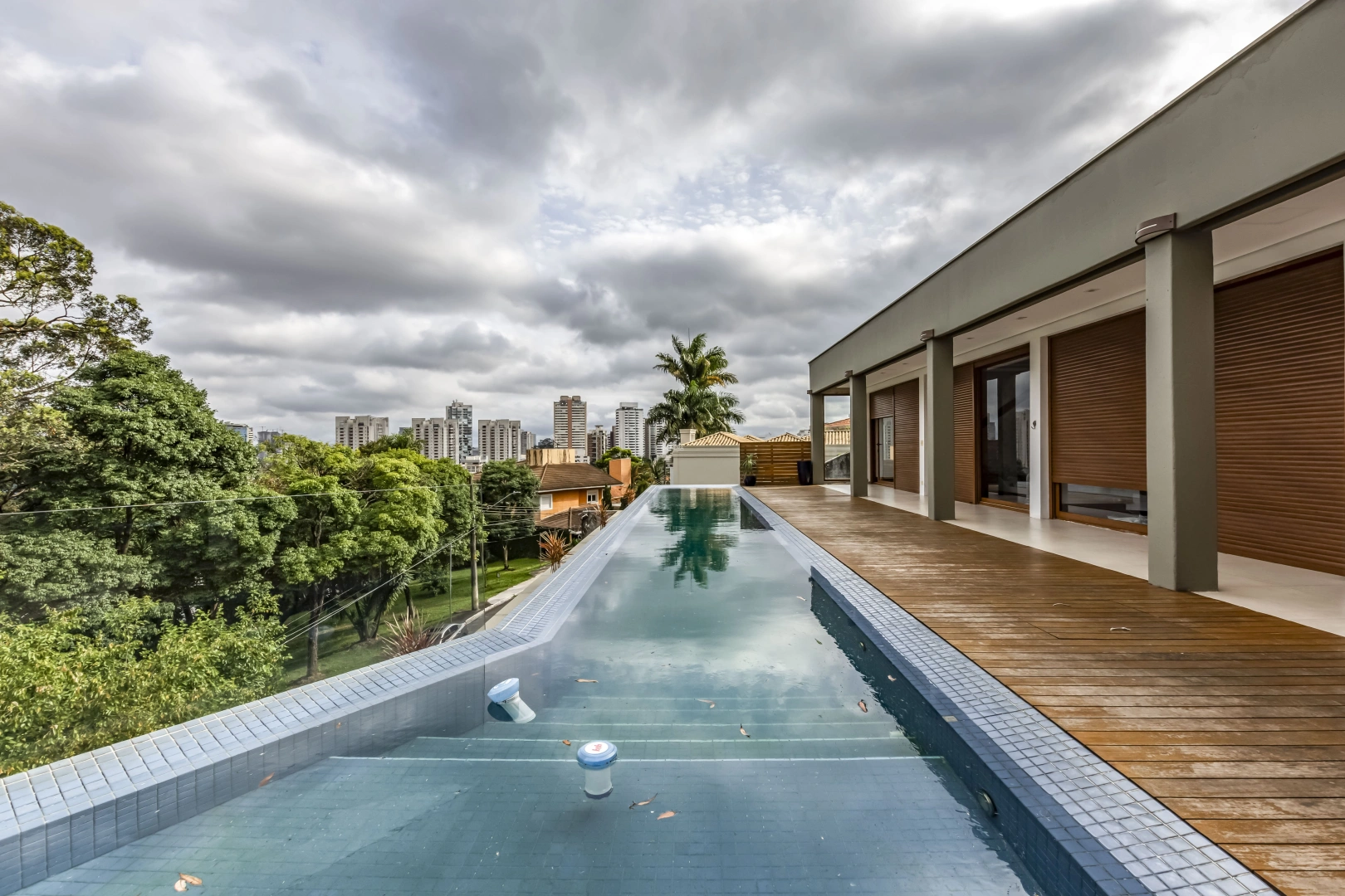 Casa moderna e com vista permanente - Imagem 2