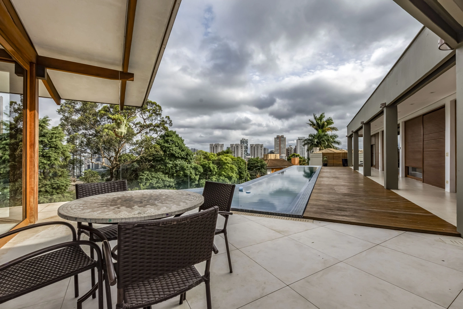 Casa moderna e com vista permanente - Imagem 3