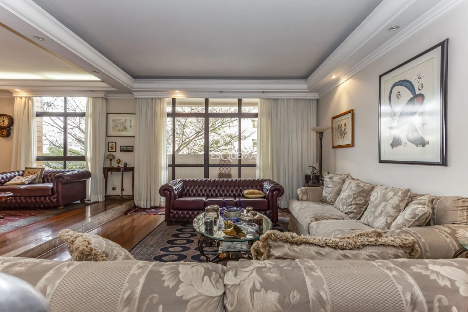 Apartamento próximo à Praça Vilaboim - Imagem 1