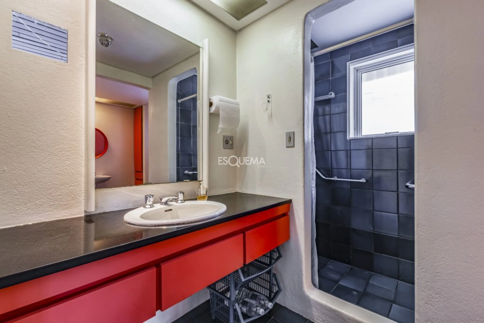 Casa para atualização com vista privilegiada - Imagem 12