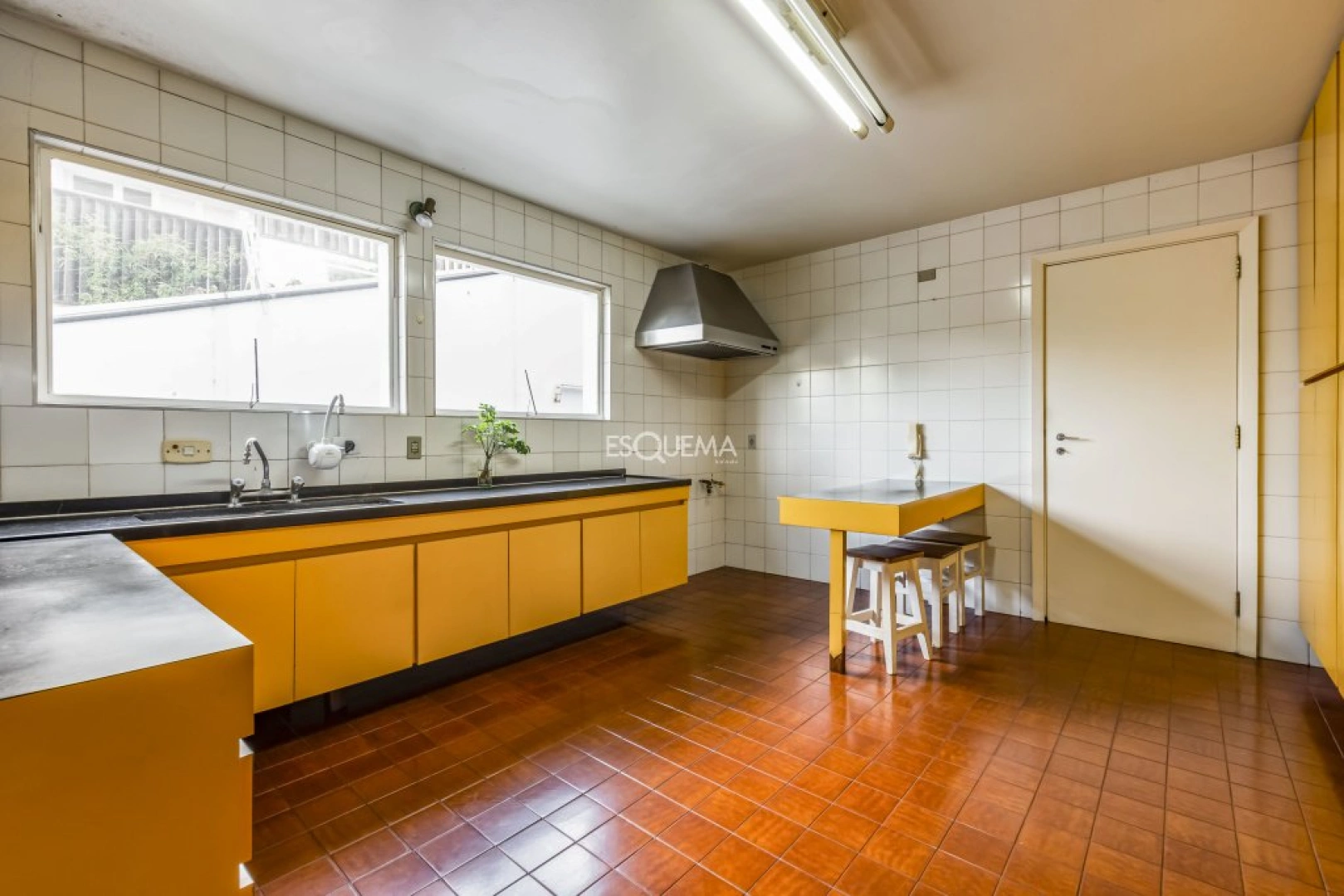 Casa para atualização com vista privilegiada - Imagem 15