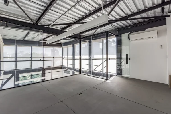 Prédio comercial em localização cobiçada