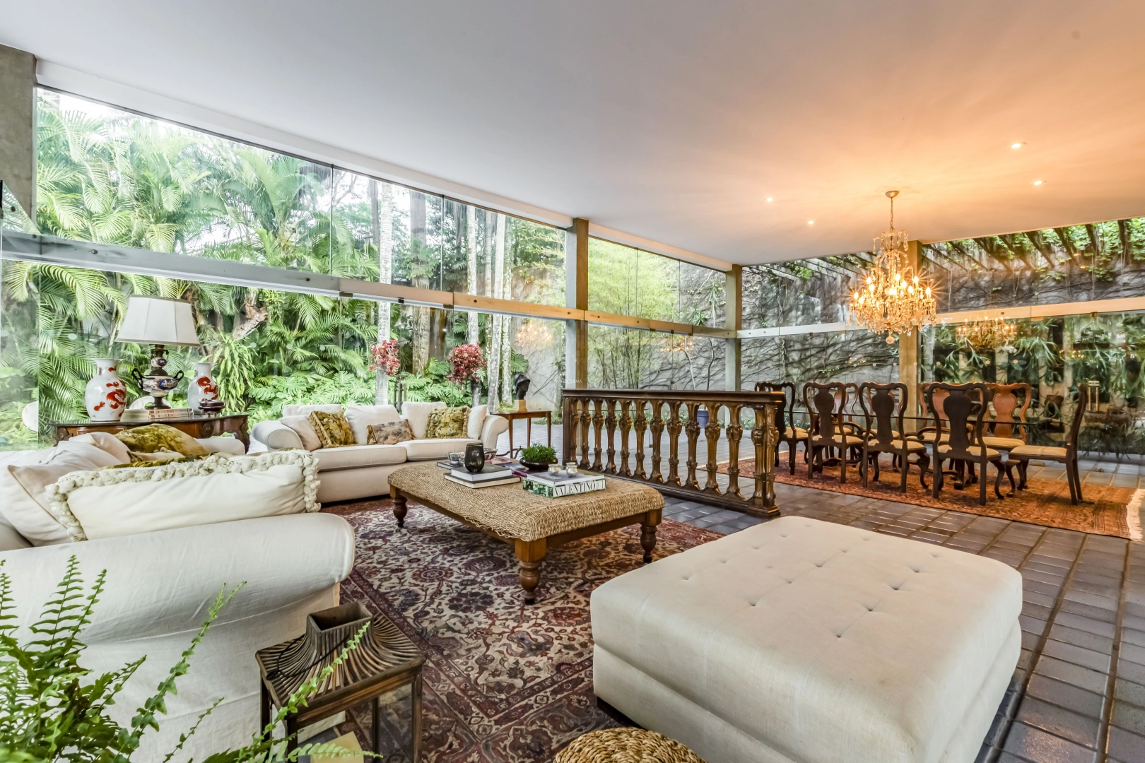 Casa moderna com projeto de Sergio Bernardes - Imagem 7