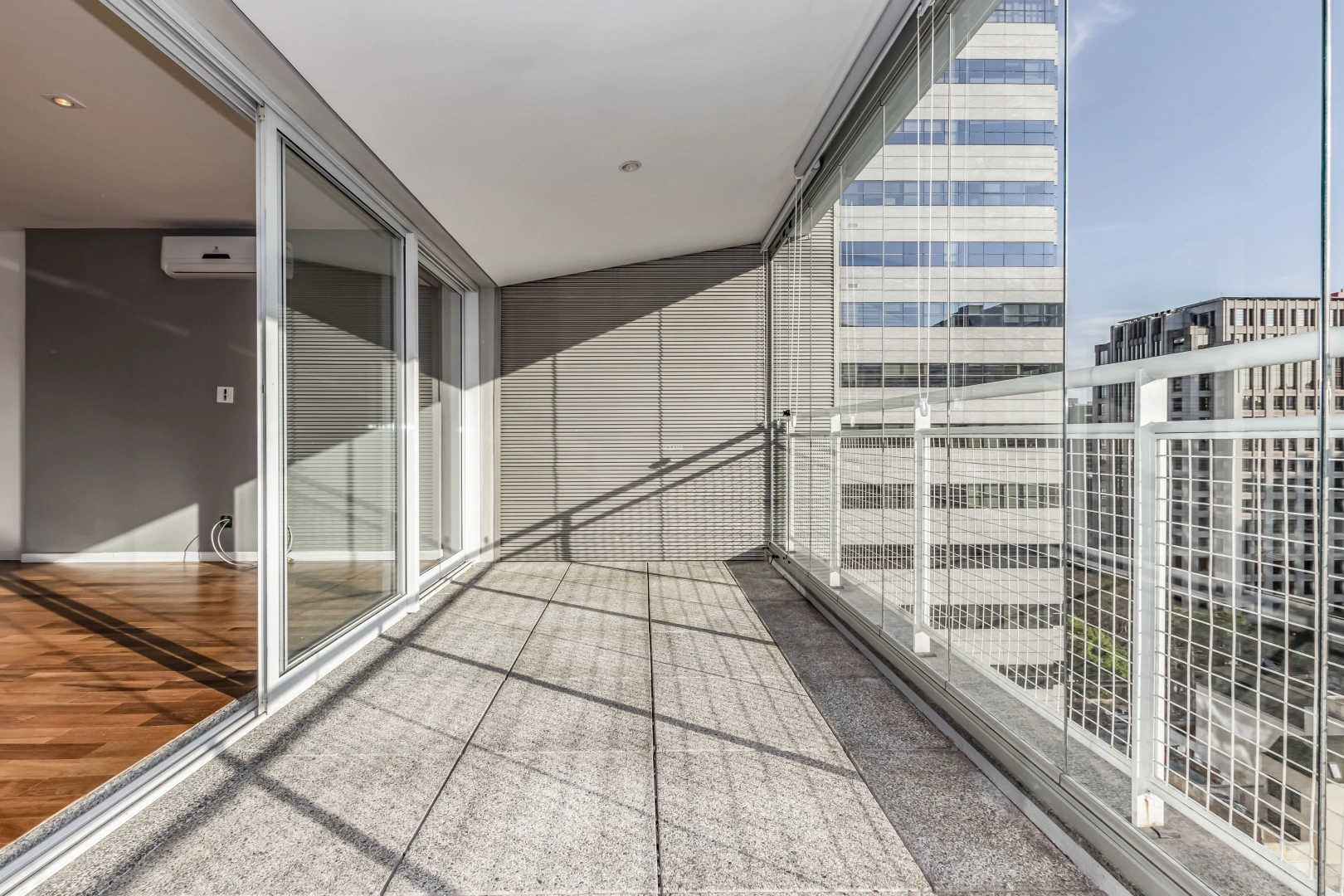 Apartamento ao lado da Avenida Brigadeiro Faria Lima - Imagem 14