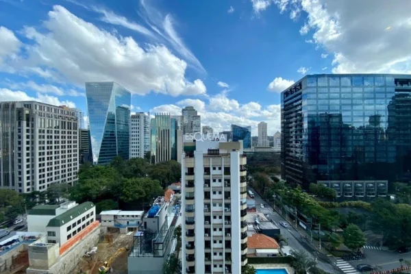 Apartamento ao lado da Avenida Brigadeiro Faria Lima