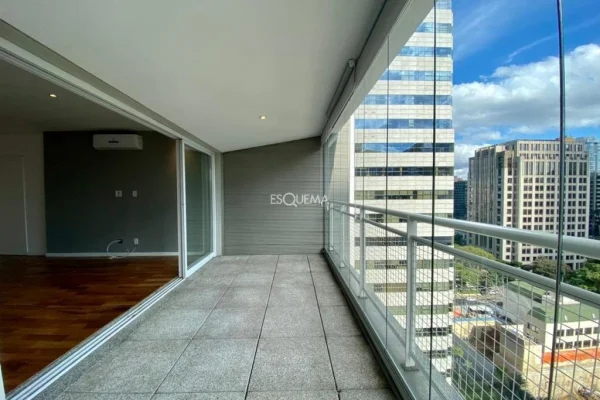 Apartamento ao lado da Avenida Brigadeiro Faria Lima