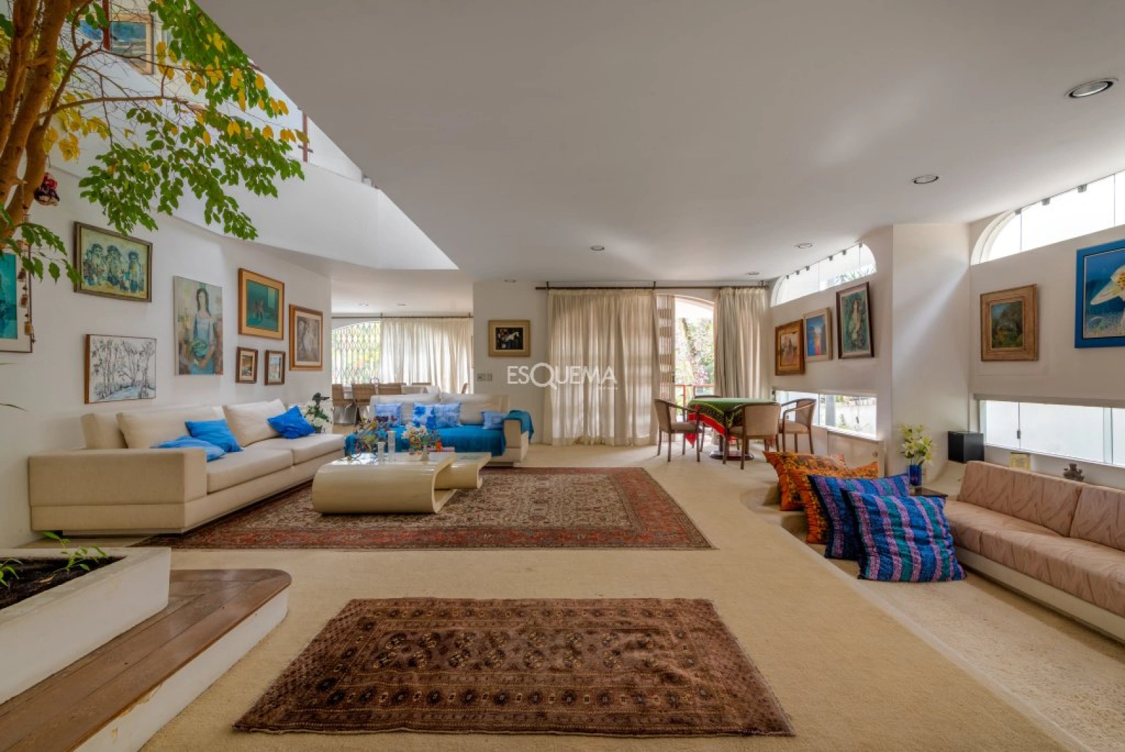Casa em rua tranquila - Imagem 1