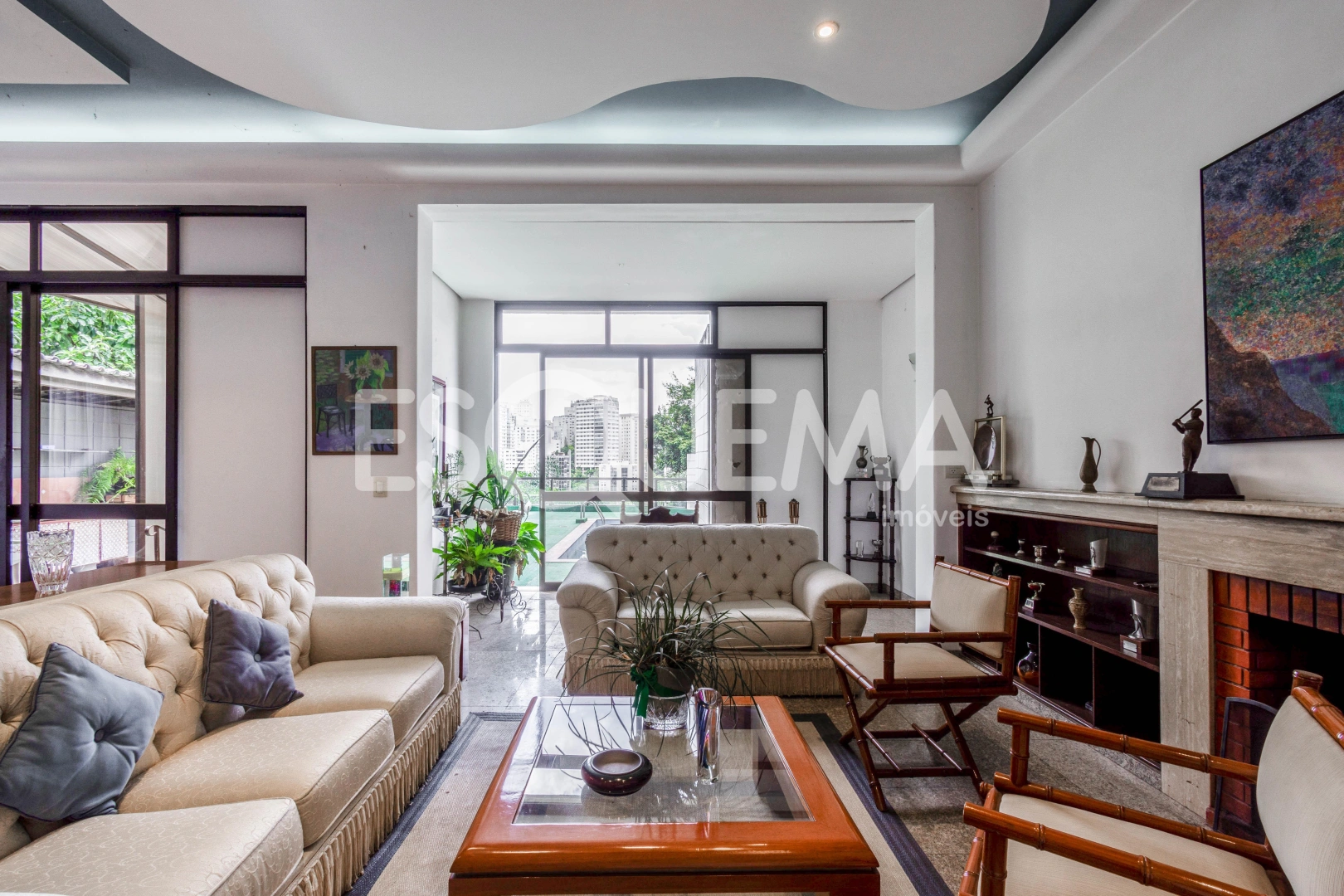 Casa modernizada em rua tranquila no Pacaembu - Imagem 4