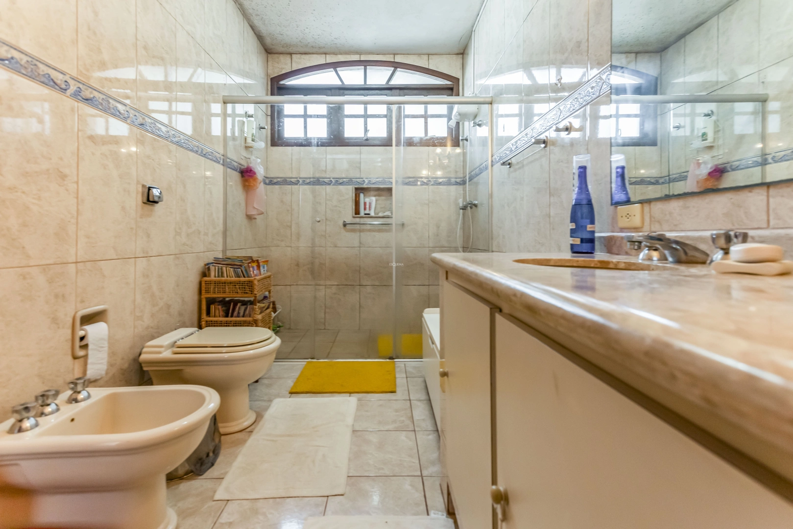 Casa na melhor localização do bairro - Imagem 13