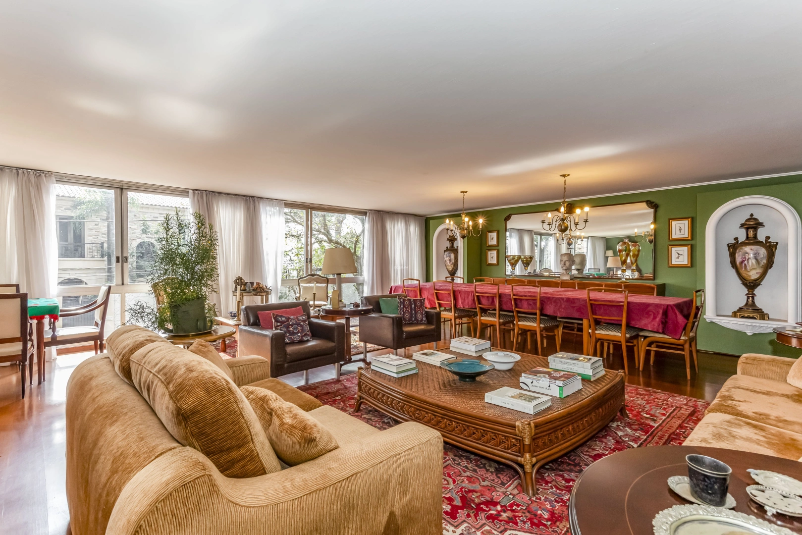 Casa na melhor localização do bairro - Imagem 4