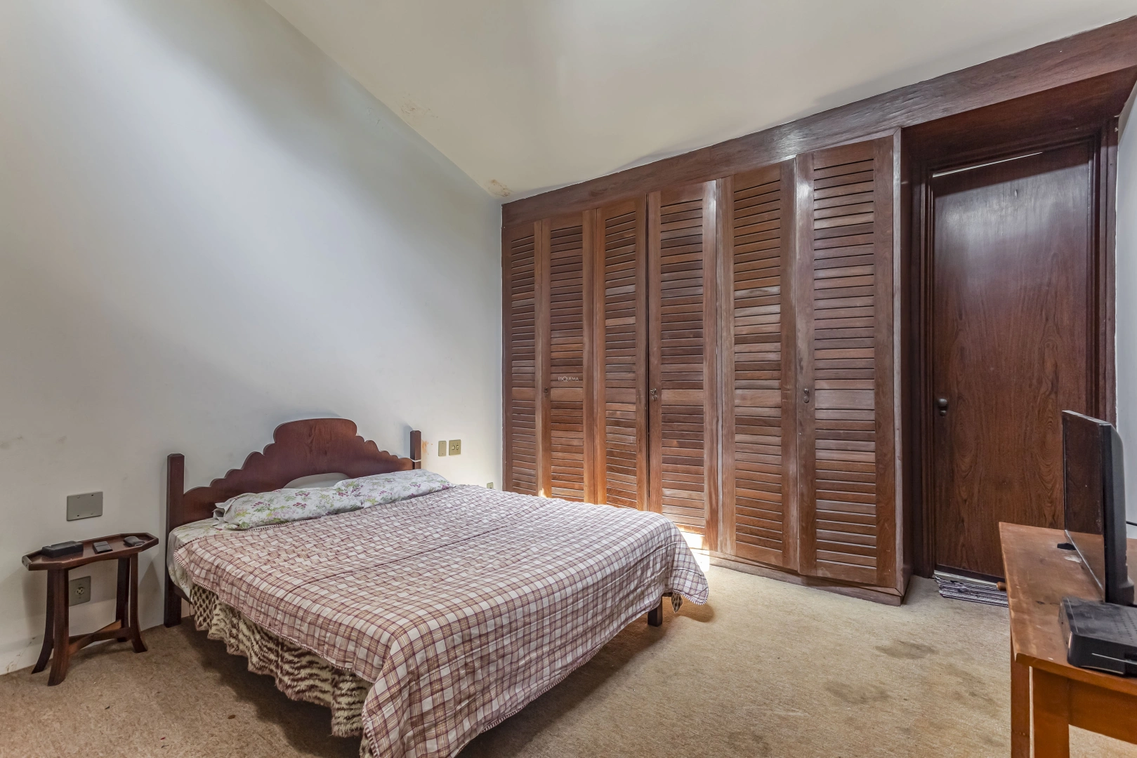Casa com projeto moderno - Imagem 13