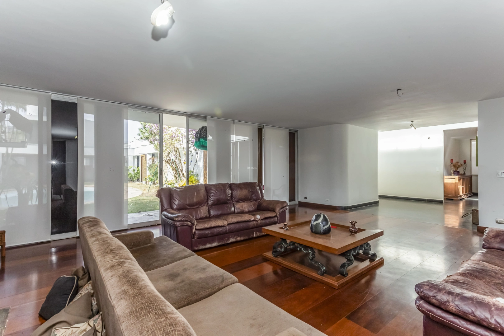 Casa com projeto moderno - Imagem 2