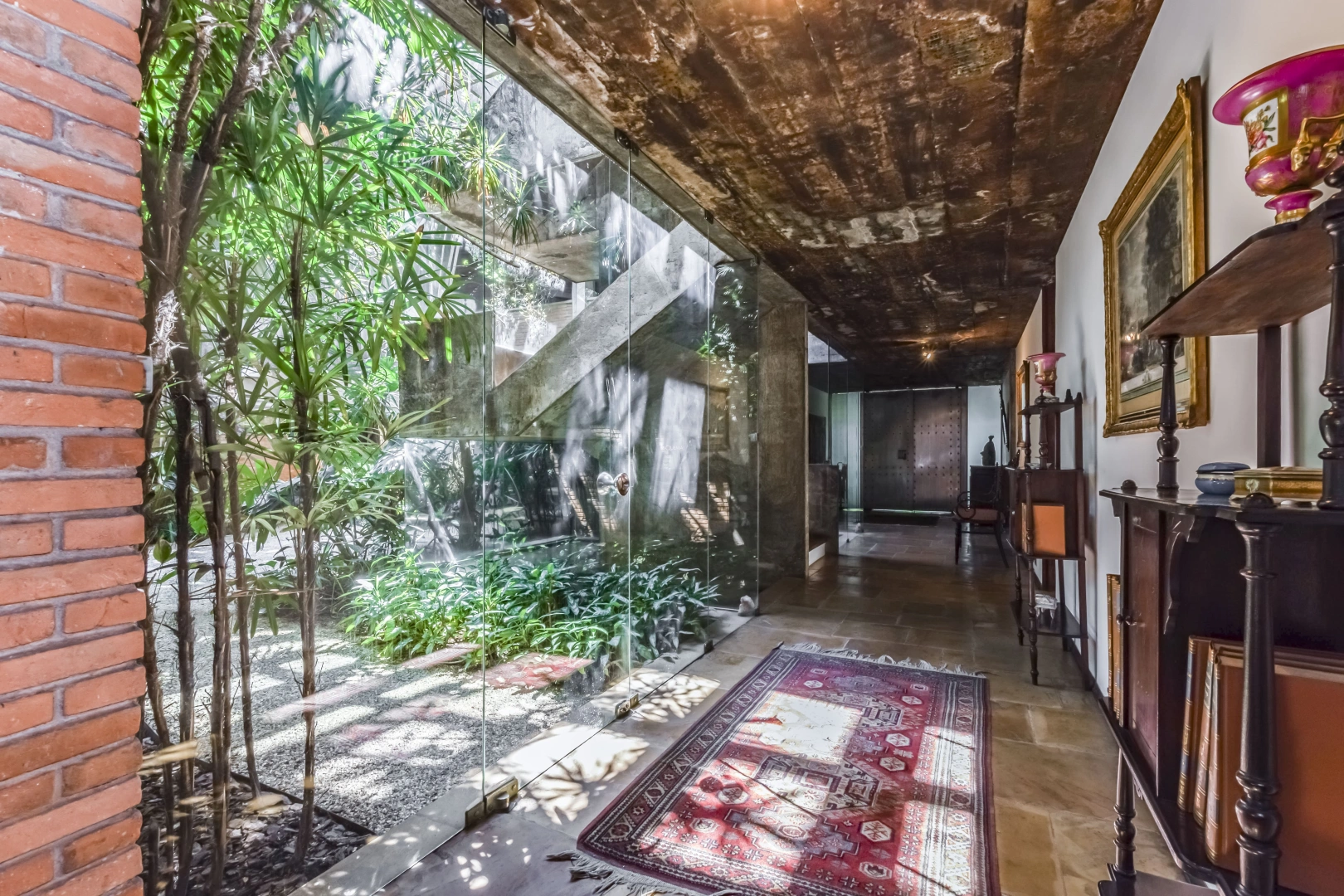 Casa moderna com projeto de Carlos Bratke - Imagem 10
