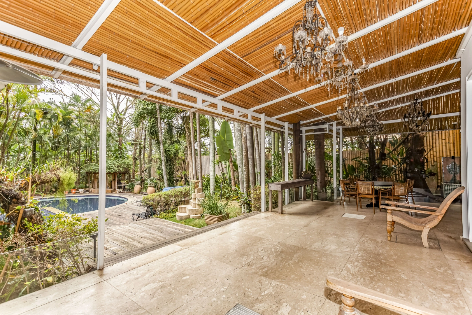 Casa com projeto de João Armentano - Imagem 8
