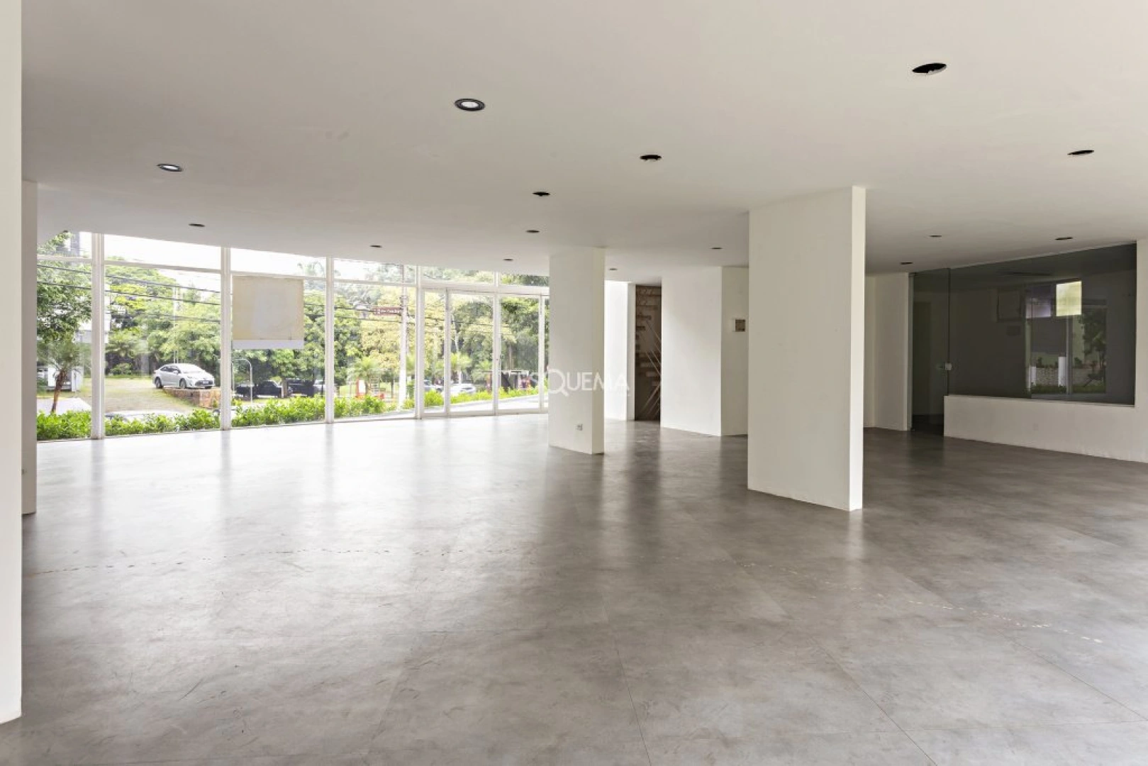 Casa comercial em localização privilegiada - Imagem 3