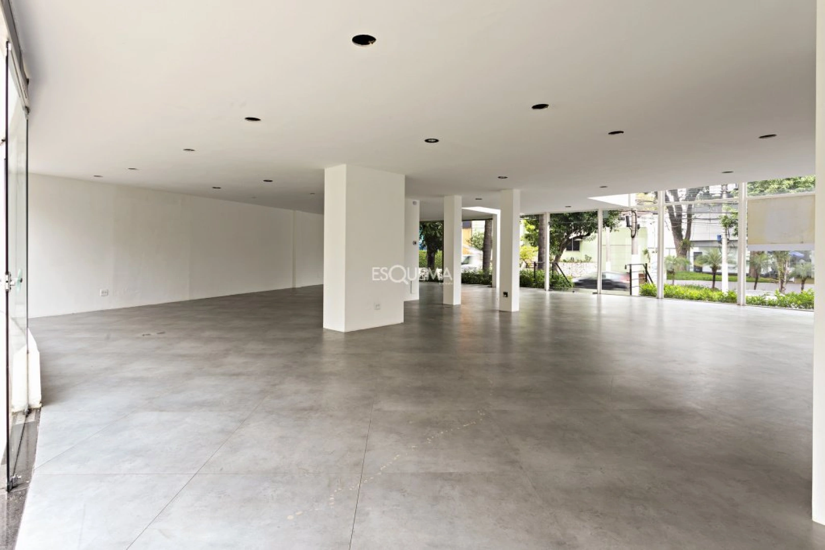 Casa comercial em localização privilegiada - Imagem 4