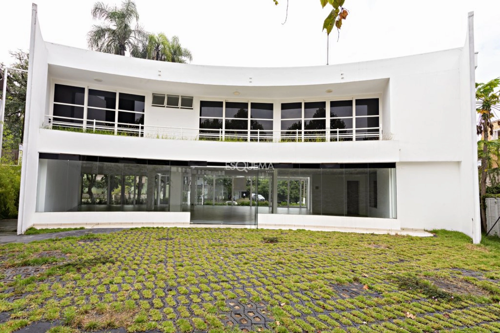 Casa comercial em localização privilegiada - Imagem 6