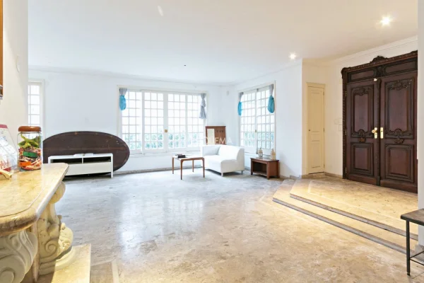Casa em localização privilegiada