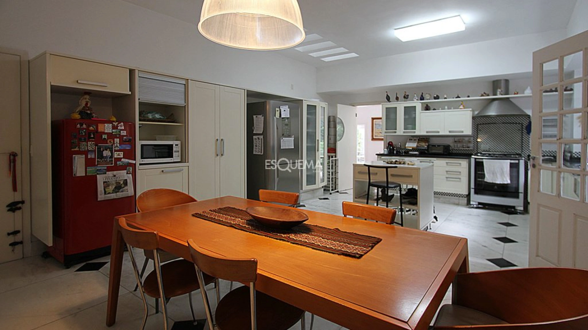 Casa em localização privilegiada - Imagem 15