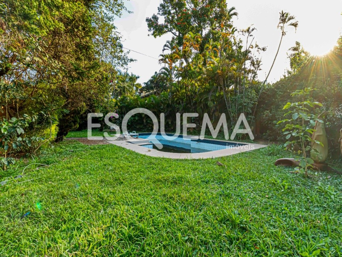 Casa com terreno espetacular - Imagem 15