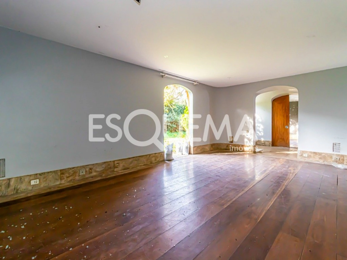 Casa com terreno espetacular - Imagem 4