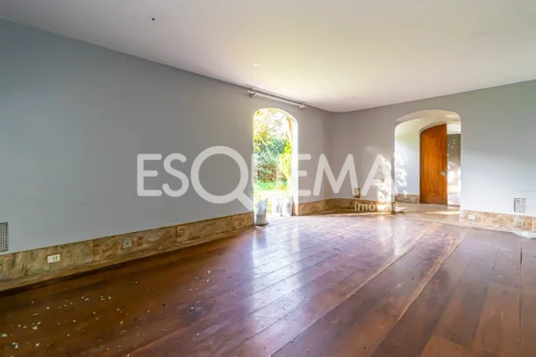 Casa com terreno espetacular