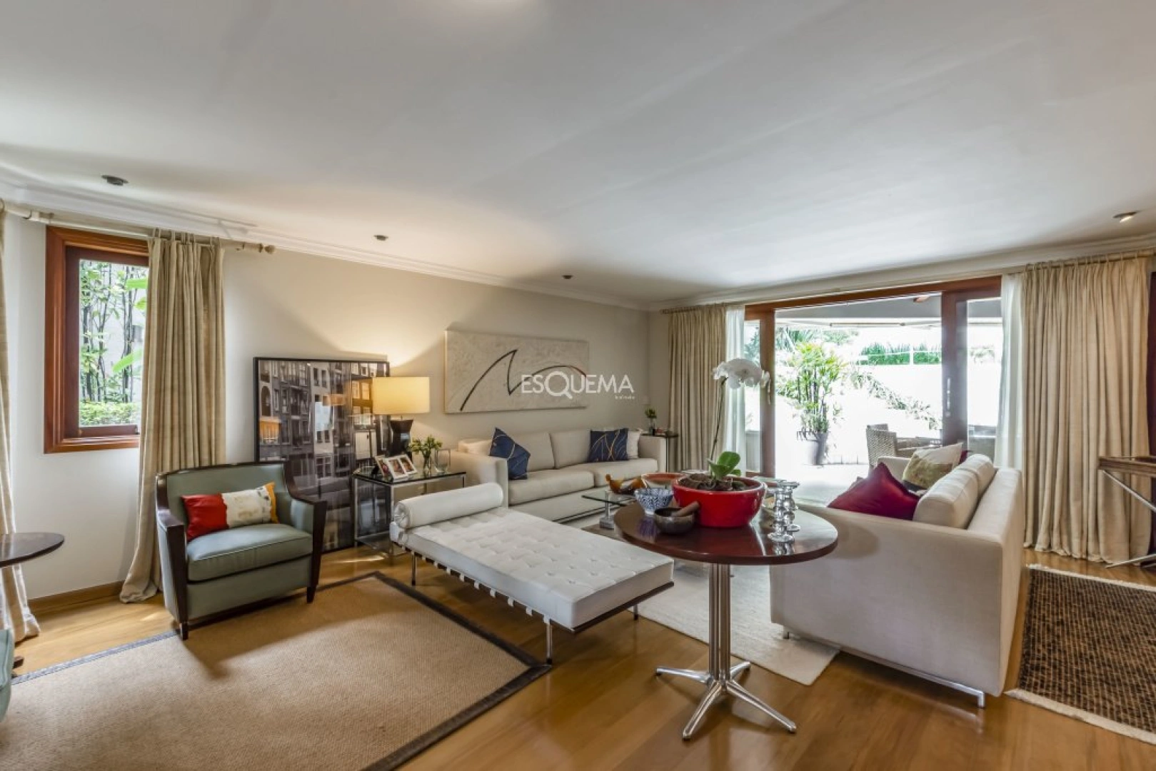 Casa com fachada moderna e 4 suítes - Imagem 10