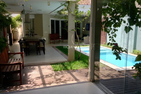 Casa com espaço gourmet