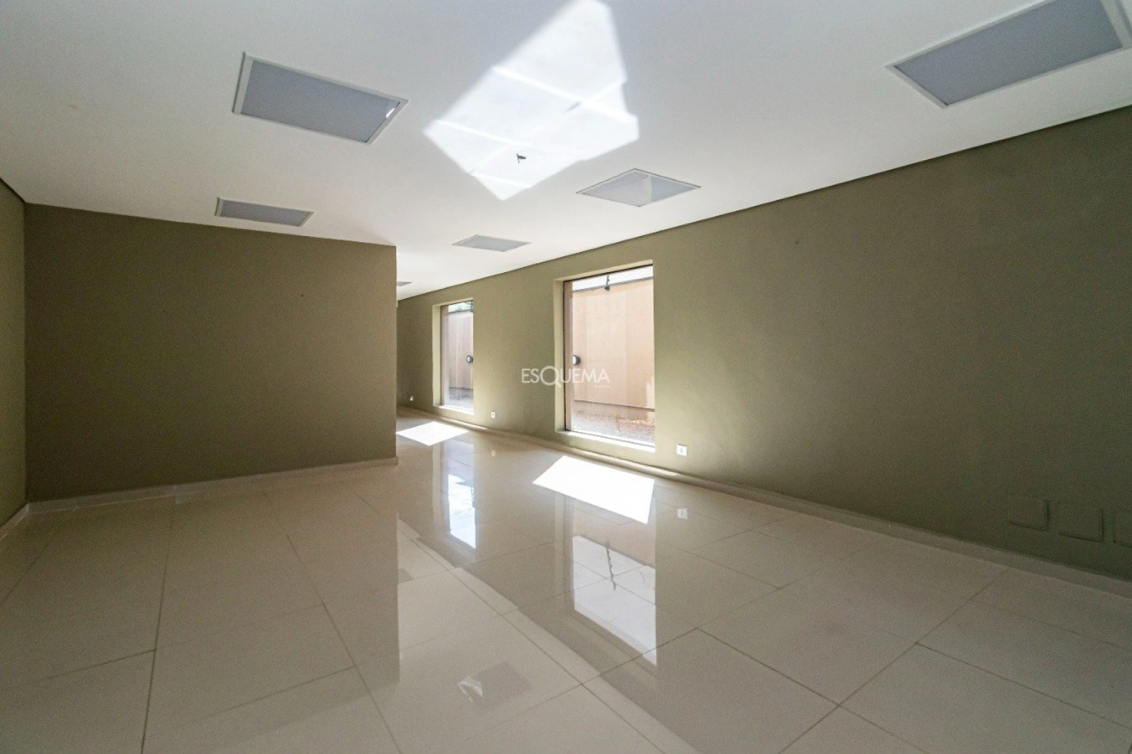 Casa comercial reformada - Imagem 7