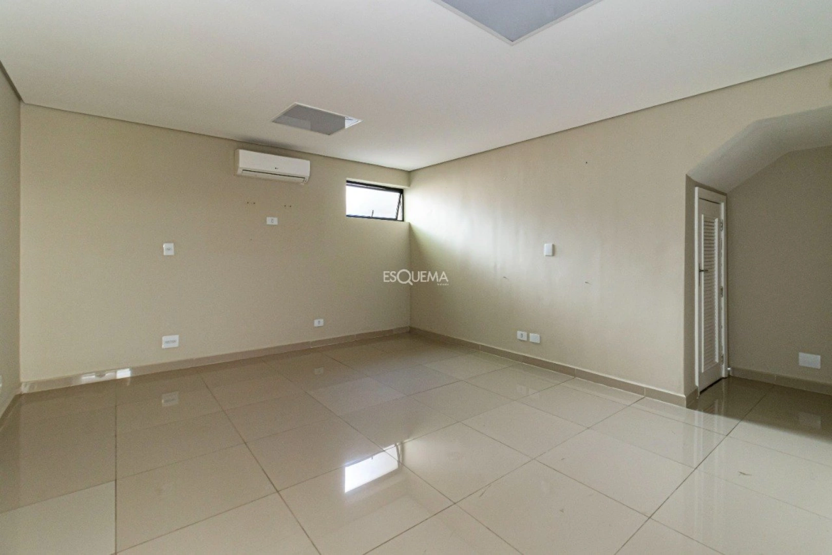 Casa comercial reformada - Imagem 8