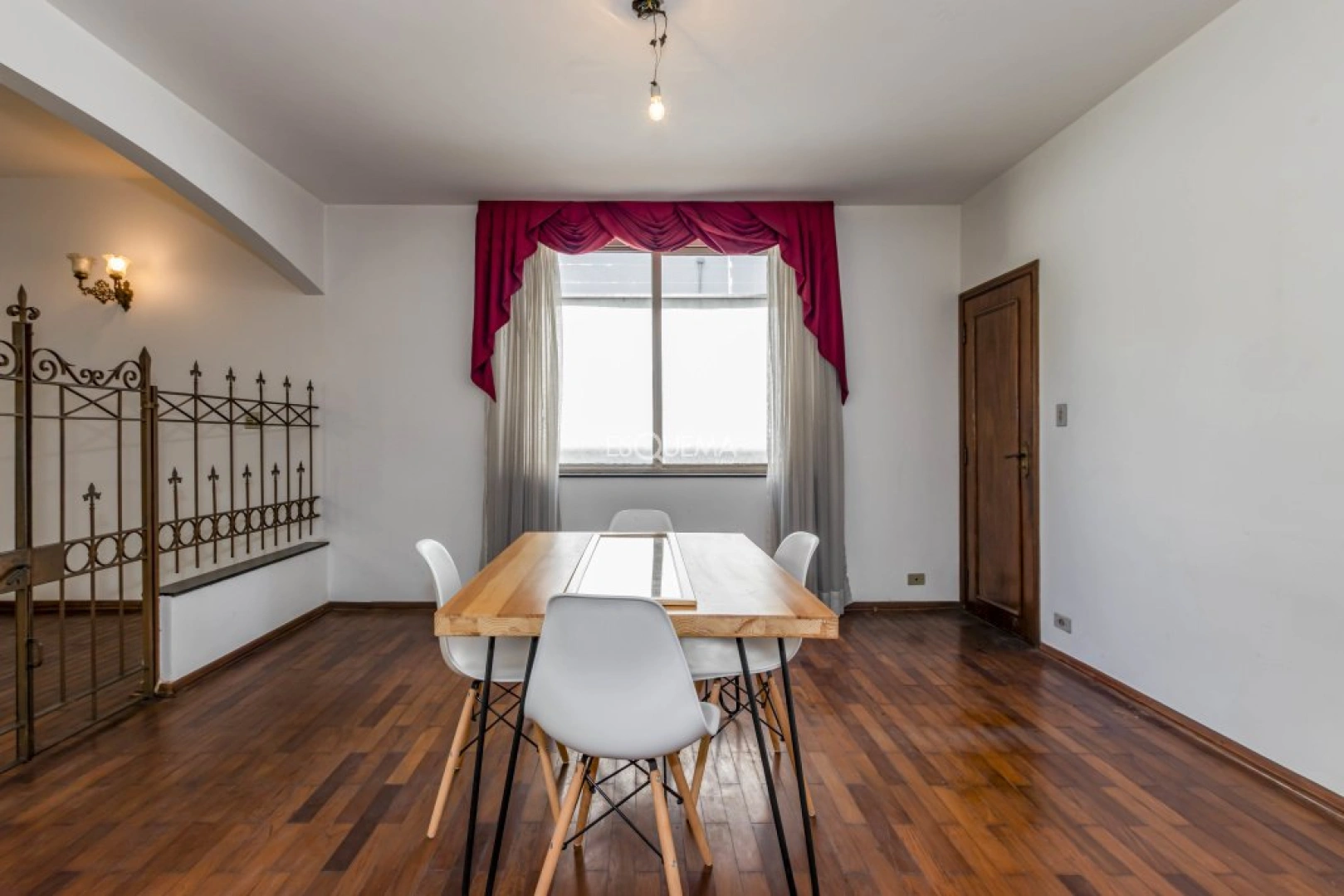 Casa ideal para reforma em rua arborizada - Imagem 3