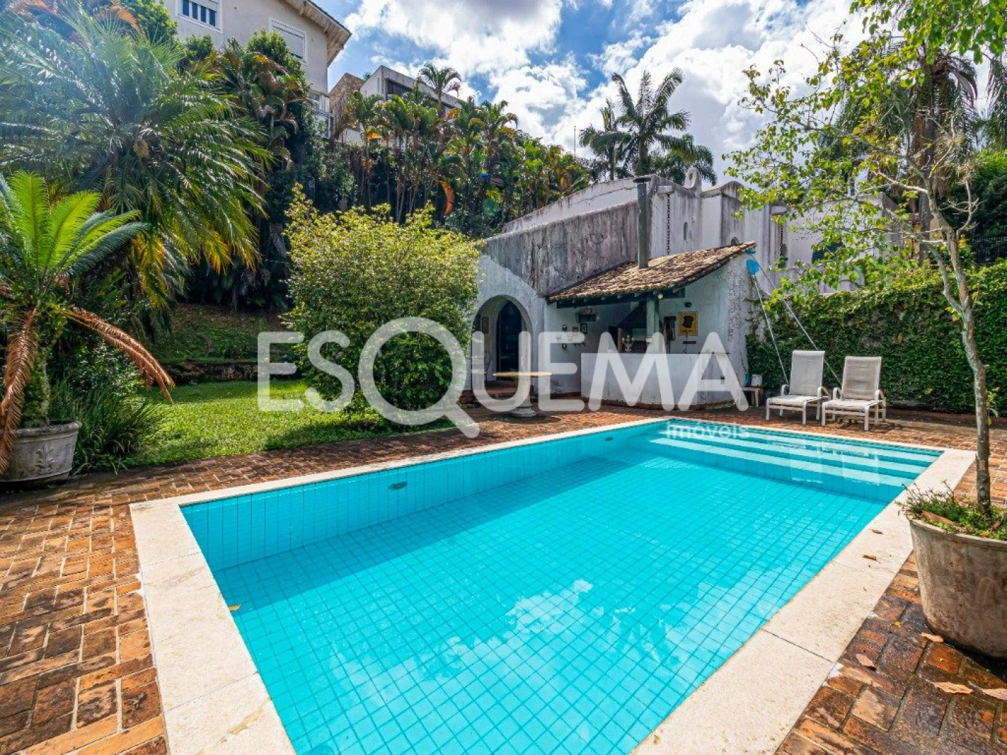 Casa em rua fechada no Morumbi - Imagem 1