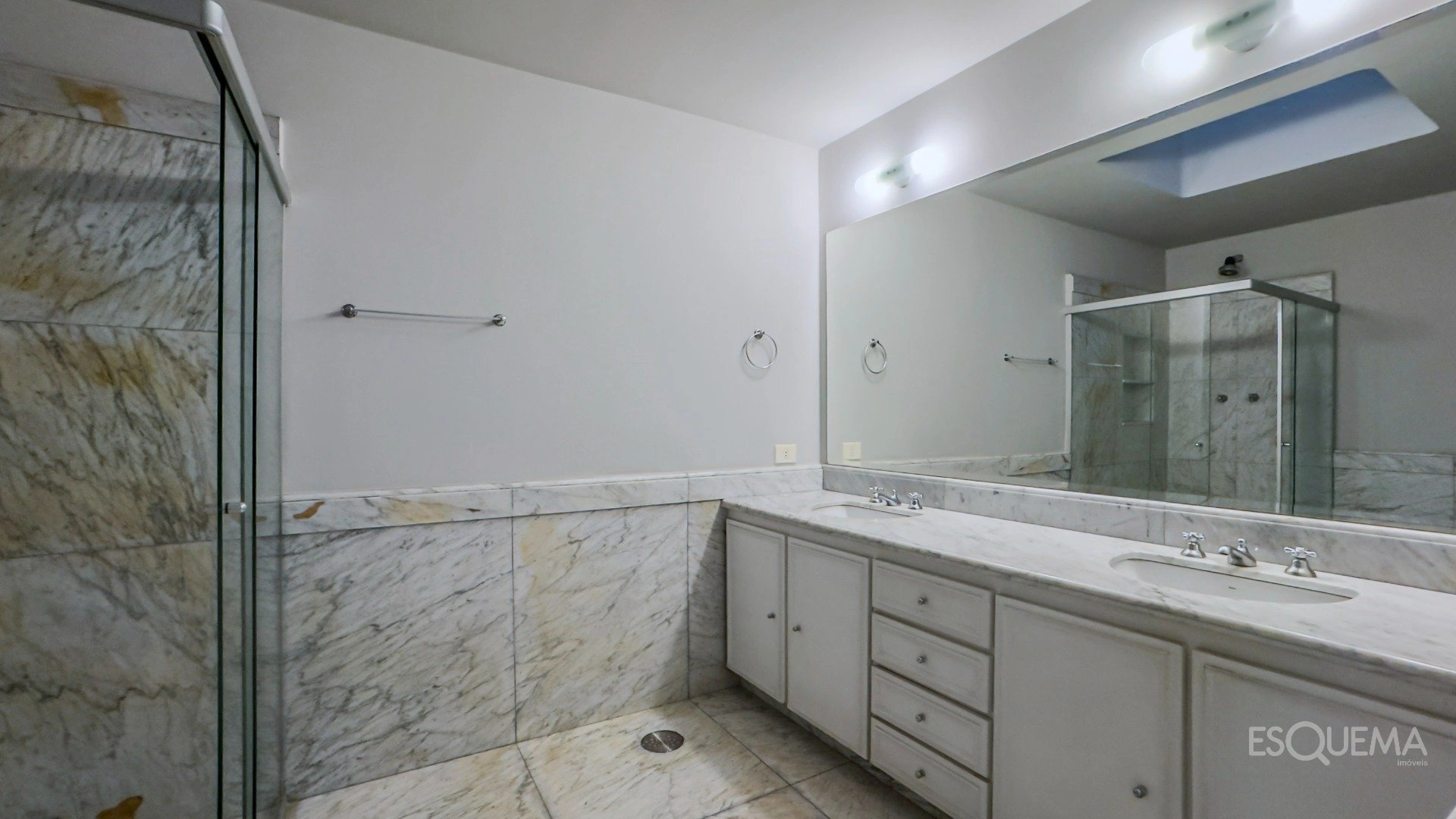Casa em localização privilegiada - Imagem 12