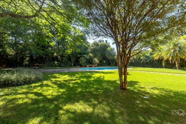Casa em localização privilegiada