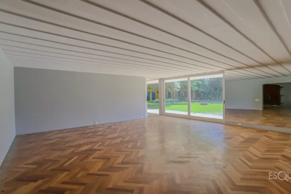 Casa em localização privilegiada