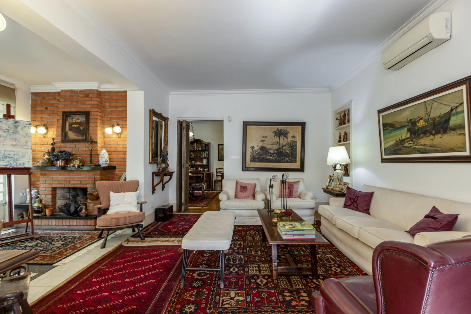 Casa térrea com excelente localização - Imagem 2