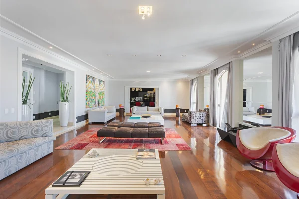 Apartamento na parte baixa do Jardim Paulista